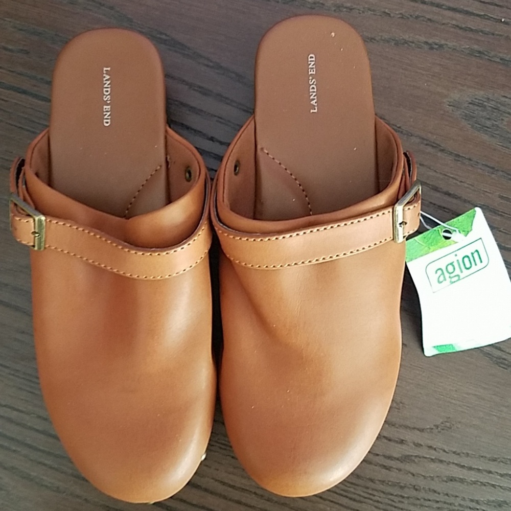 Lands End Clogs (little girl) NWT